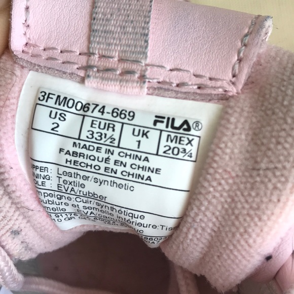 fila disruptor 2 embroidery